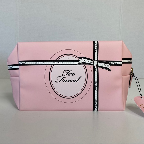 Too Faced Makeup Bag & Better Than Sex Mascara - Picture 3 of 13